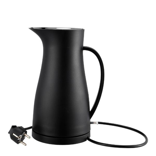 Svart vannkoker med rundt, ergonomisk design, trykknapp-lokk og av/på-bryter med LED-lys.